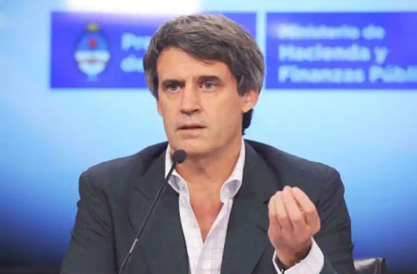 Alfonso Prat Gay advirtió que las consecuencias del plan monetario serán «muy duras» para la gente