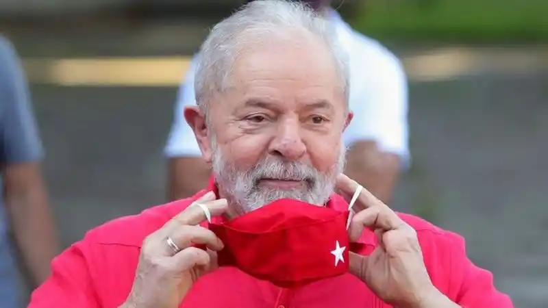 Un juez de la Corte Suprema de Brasil anuló todas las sentencias contra Lula da Silva