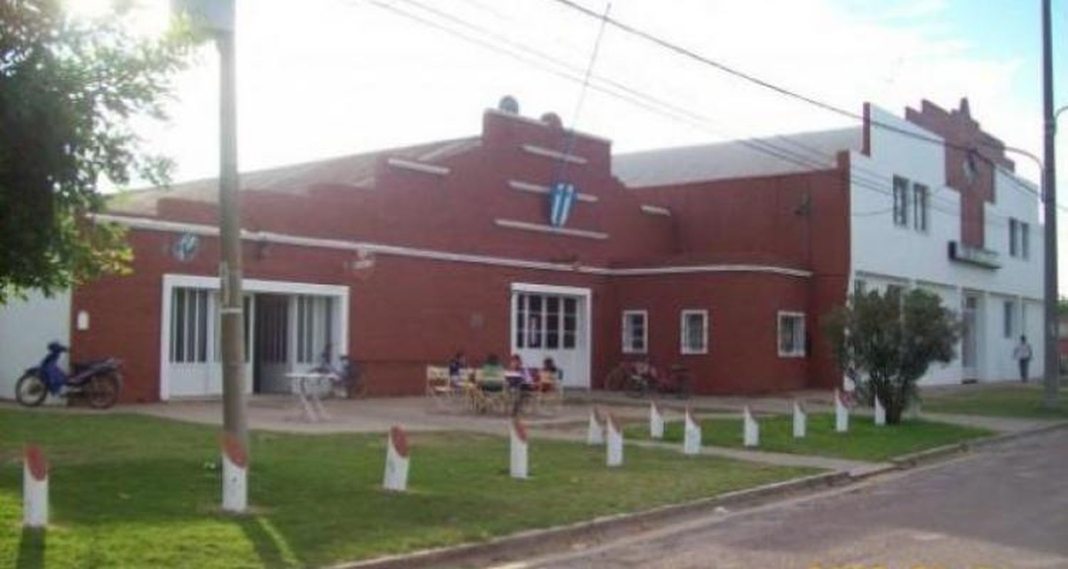 Clausuraron el Salón del Club Agricultores