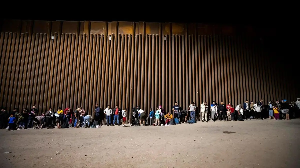 EE.UU. prepara «deportación acelerada» para migrantes «que cruzan ilegalmente la frontera»
