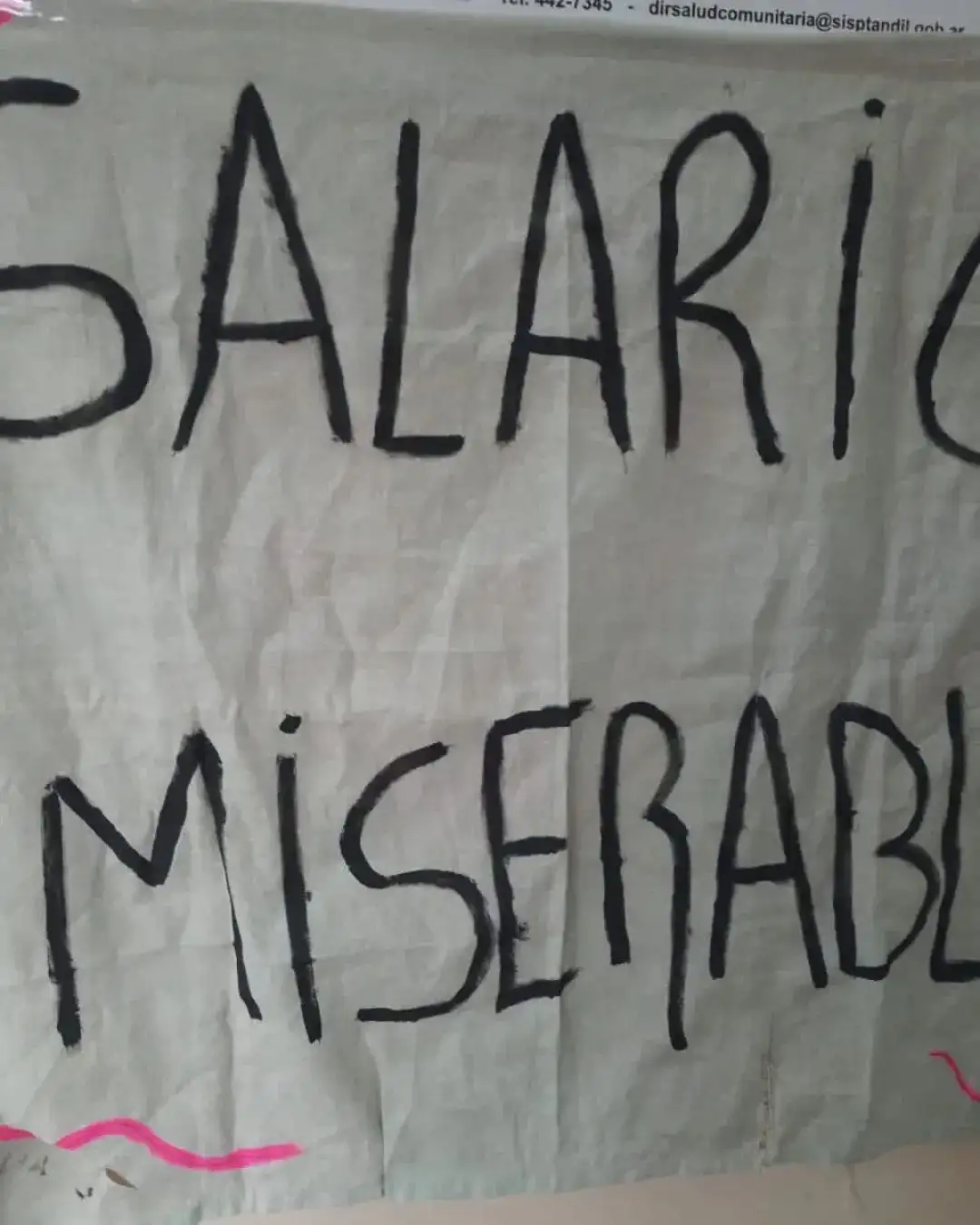 Trabajadores del centro de salud de Las Tunitas reclaman por salarios dignos