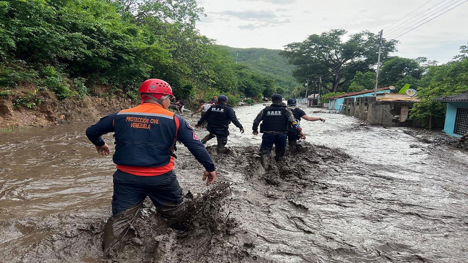 EVACUADOS HABITANTES de La Fragua y las Trincheras: gobernador Pinto suspende las clases y actividades laborales en Sucre