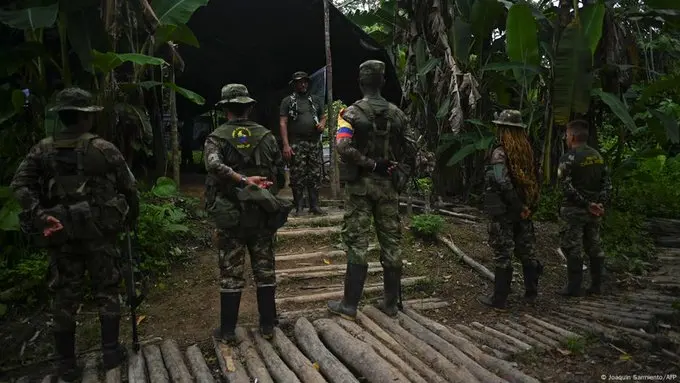 Noboa decreta DUELO NACIONAL: 11 militares de Ecuador mueren una emboscada de las FARC