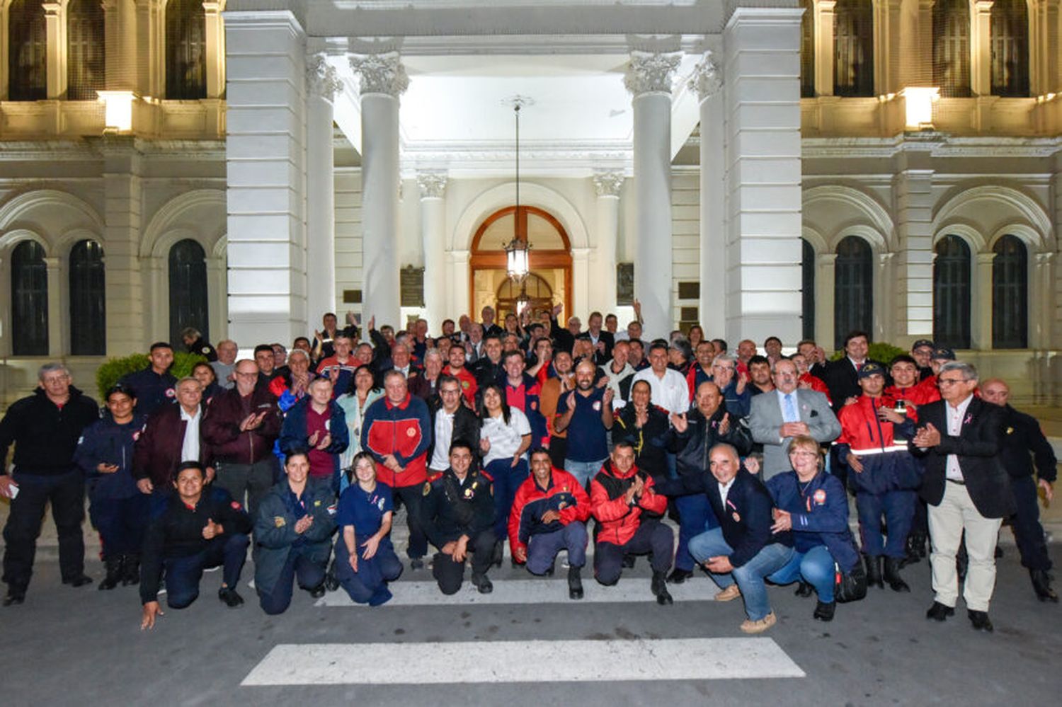 El Senado convirtió en ley el funcionamiento de las Asociaciones de Bomberos Voluntarios