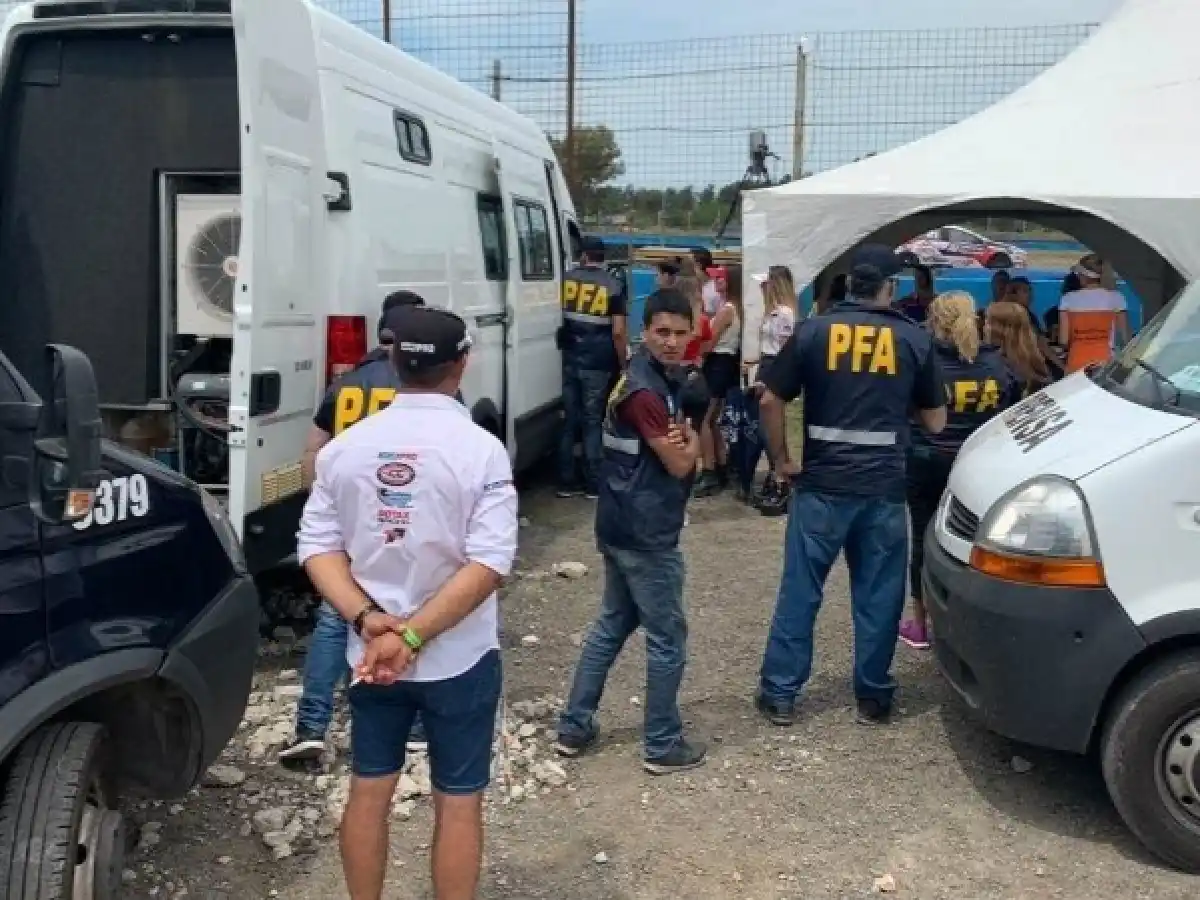 Desbaratan red de prostitución VIP en plena carrera de TN