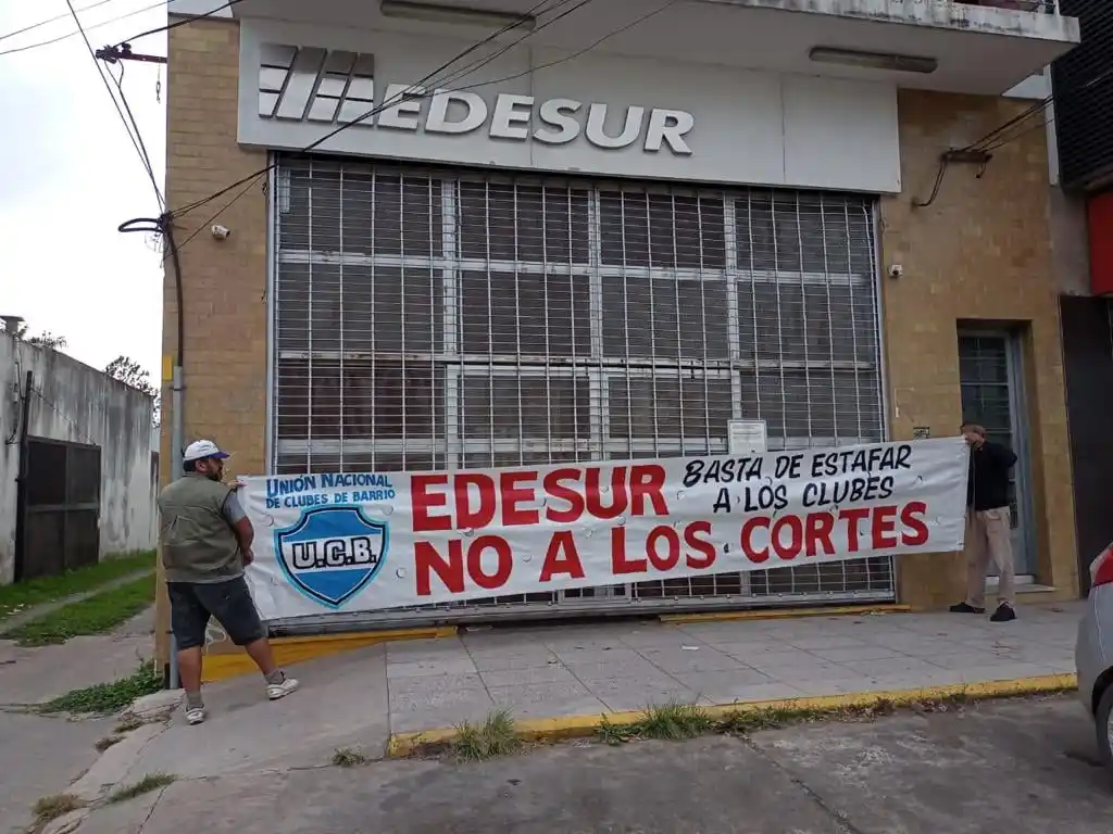  “Si los clubes mantienen sus puertas abiertas es por el esfuerzo de miles de dirigentes”, señalaron las instituciones barriales y apuntaron contra Edesur