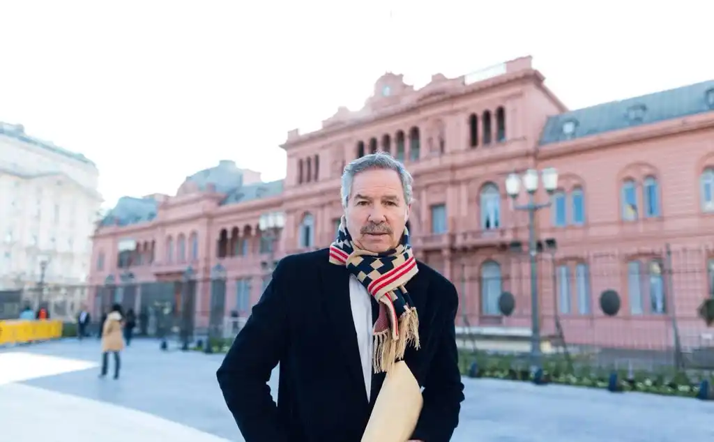 Solá entregó una carta pública a Macri con 35 medidas “para salir de la crisis”