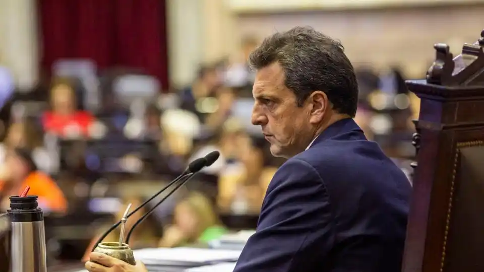 Marcha atrás: El oficialismo elimina el artículo que obligaba a los ahorristas a pagar Bienes Personales por sus plazos fijos