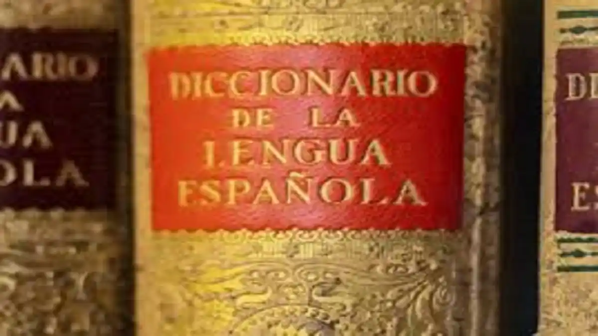 Espóiler, teletrabajar, barista, sérum y frapé: entre las nuevas palabras aceptadas por la RAE