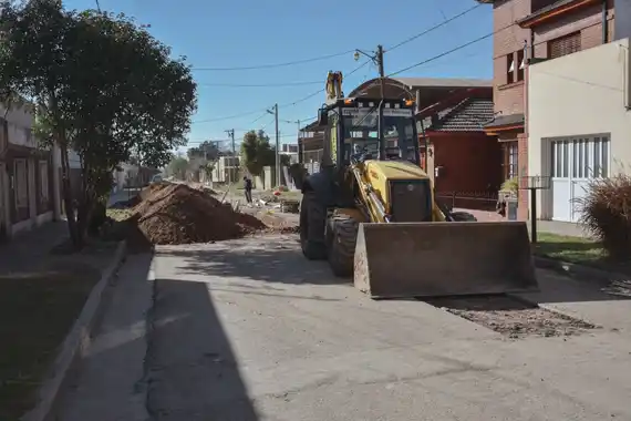 Avanzan las obras del Colector Quirós