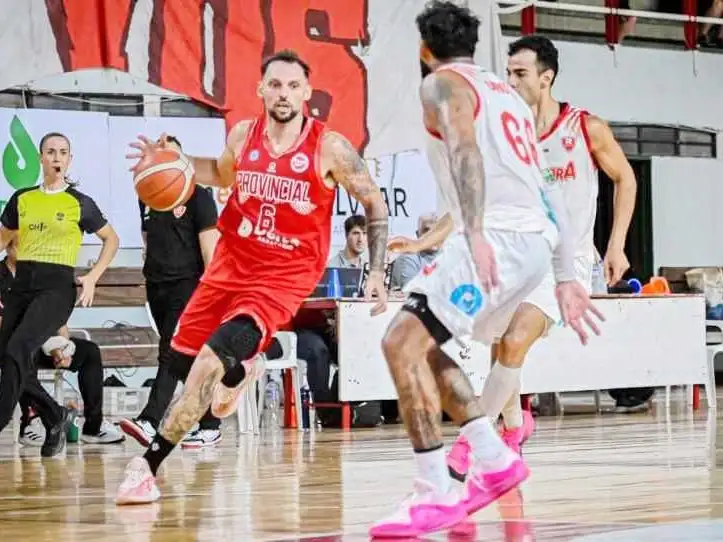 Provincial ganó un partidazo
para seguir en la cima
