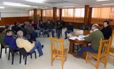 Larroque: Reunión entre municipio y productores rurales