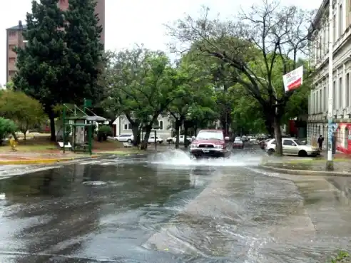 Alerta por tormentas en Gualeguaychú: cuándo se larga