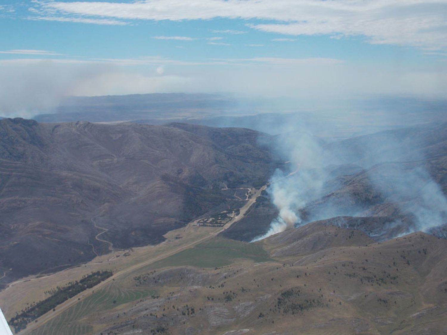 Incendio en Sierra de la Ventana: El fuego no compromete sectores habitados