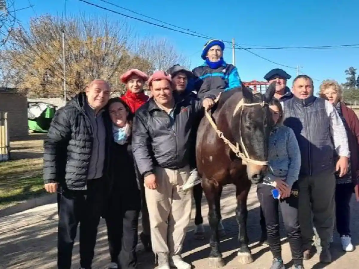 Un regalo muy especial para Teco, un gaucho de ley   
