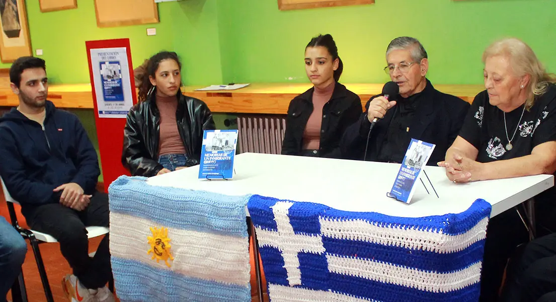 Antonio Lettos presentó su libro