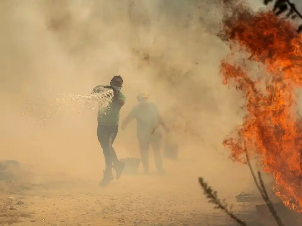 Se quemaron más de 300.000 hectáreas, hay cuatro muertos y miles de evacuados en España