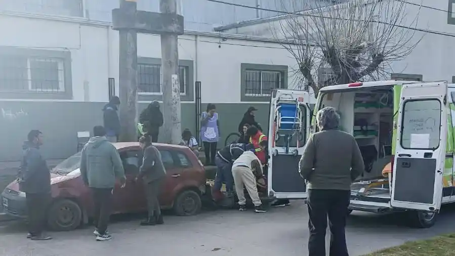 Asistieron. A las dos víctimas de la fuerte colisión