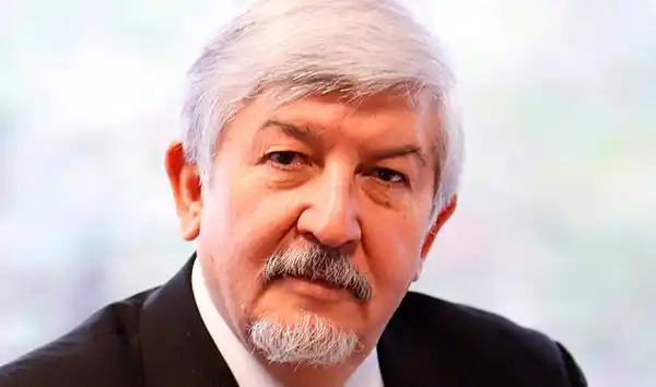 Bendita o maldita región