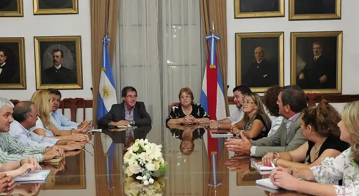 Encuentro clave entre el Gobierno y los docentes por el inicio de clases