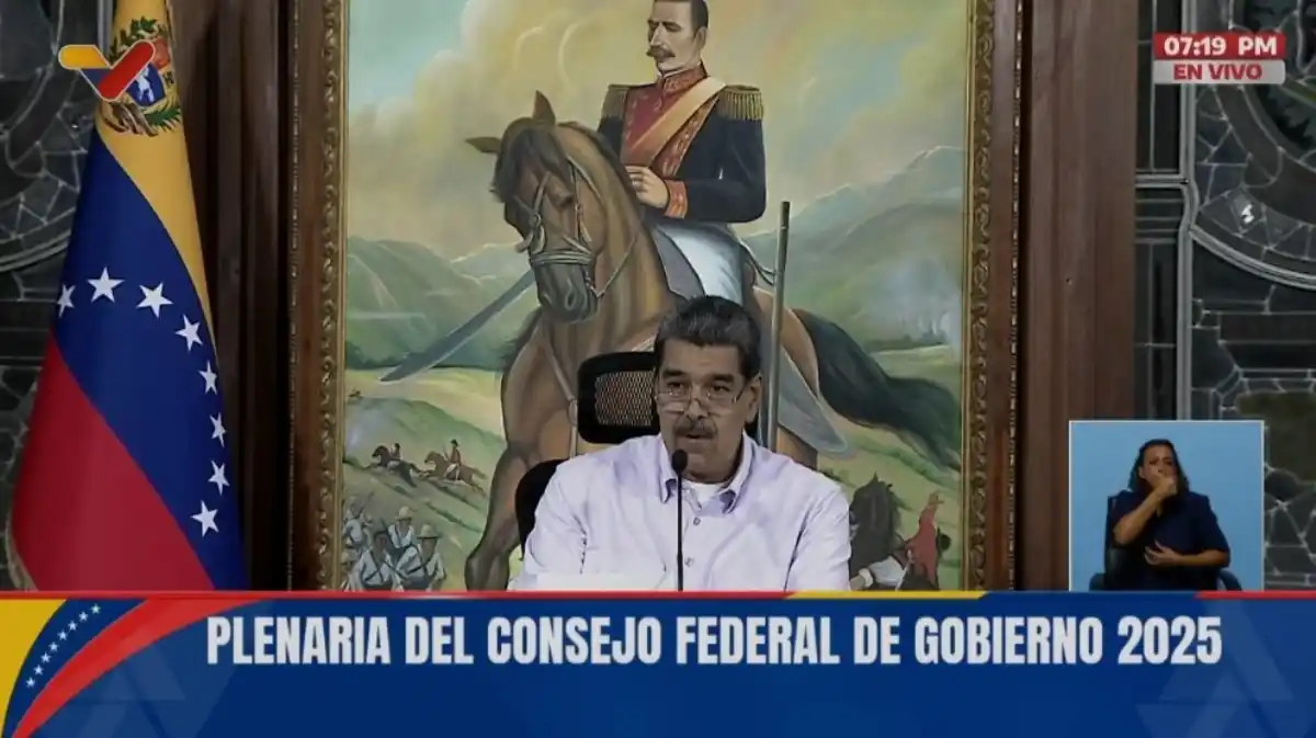 Maduro anunció incremento de recursos para gobernaciones, alcaldías y el Poder Popular