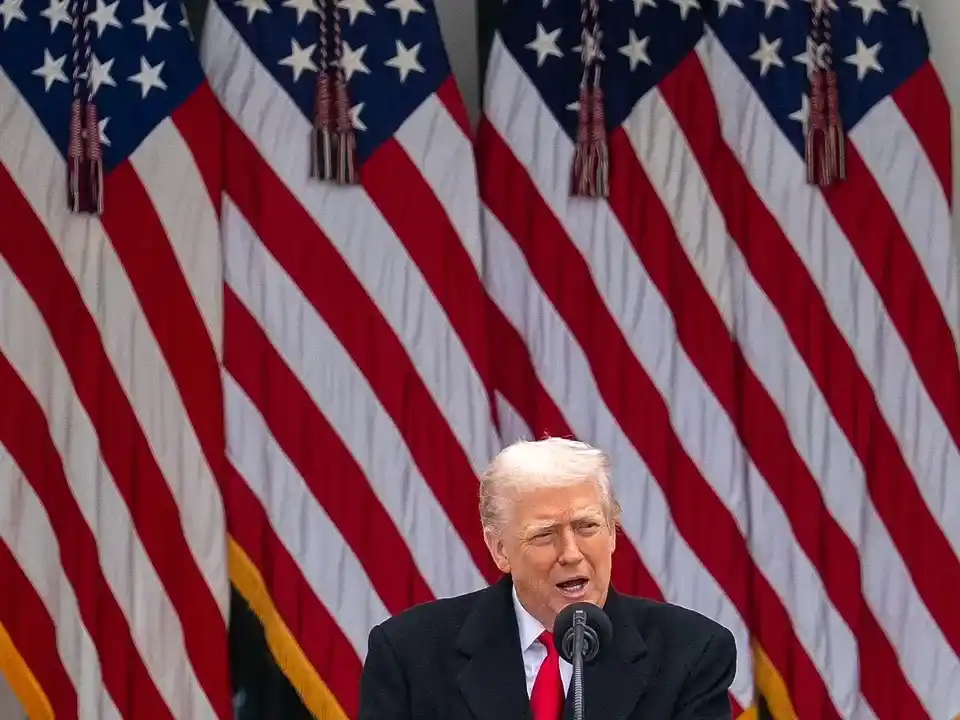 Trump anunció una nueva etapa en la ofensiva contra el narcotráfico en Venezuela: “Comenzarán los bombardeos en tierra”