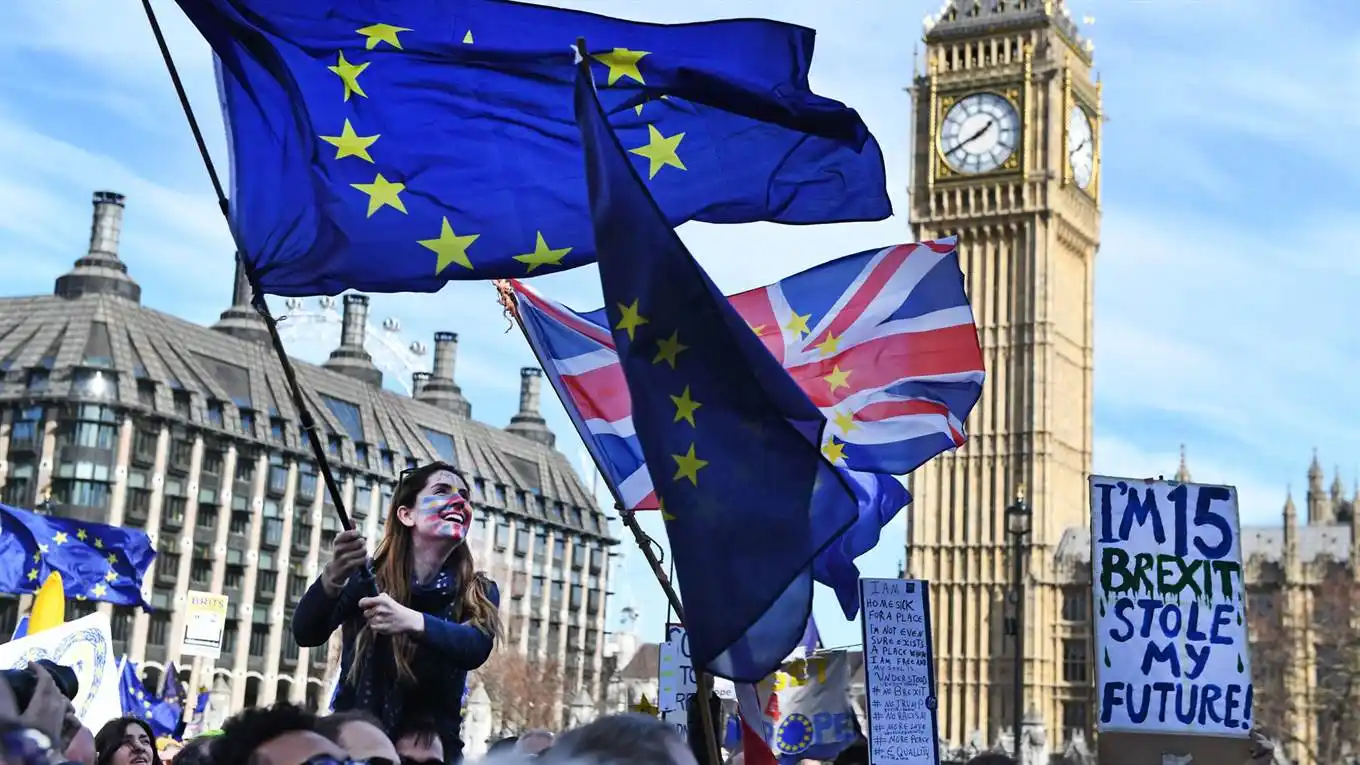 El Brexit tiene fecha y hora exacta