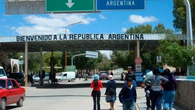 Anunciaron que habrá más restricciones para extranjeros que ingresan al país