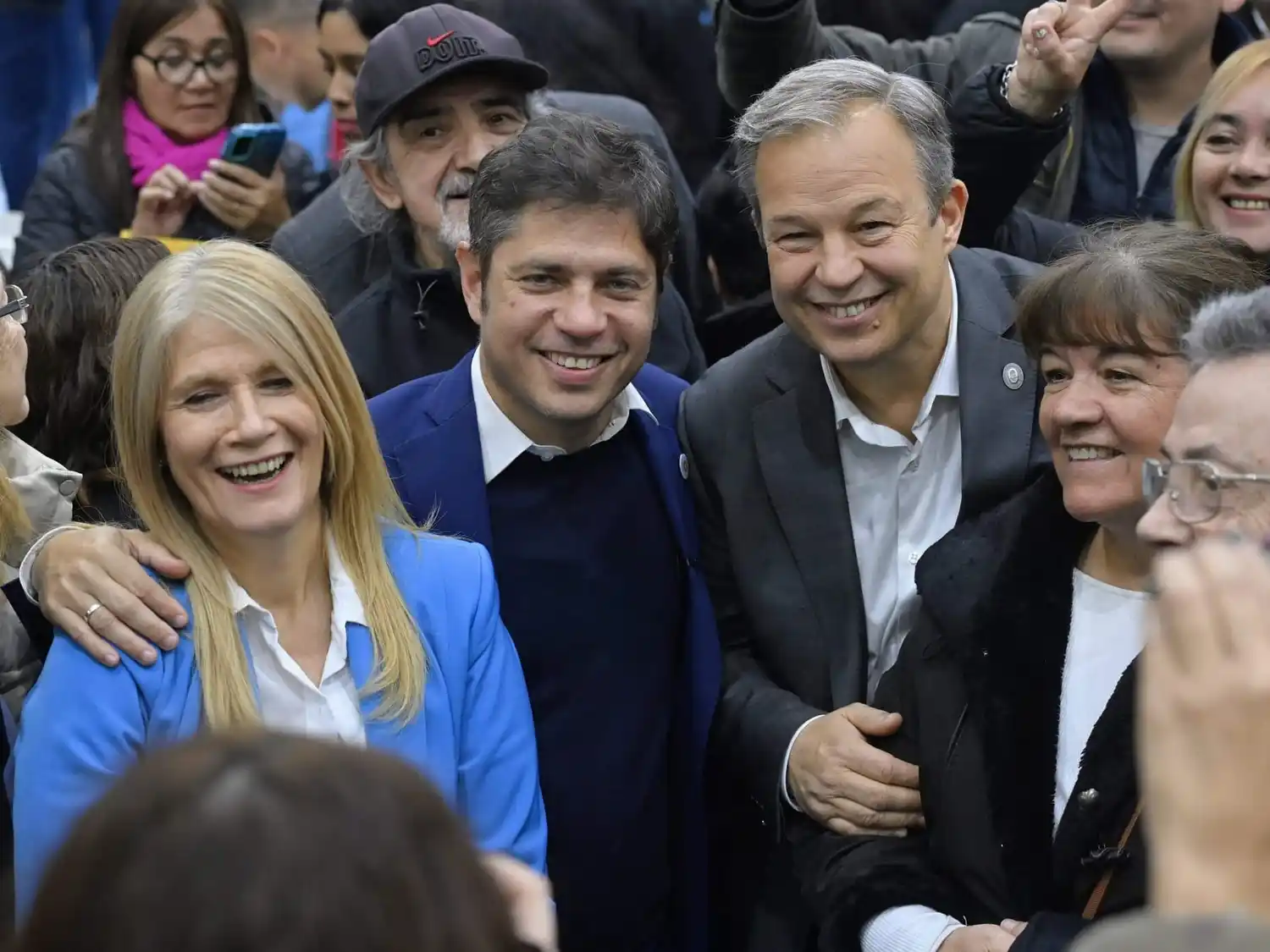 “Si alguien está dudando en ir a votar, es momento de convencerlo de que convierta su enojo e indignación en un voto por la boleta de Fuerza Patria”, sostuvo Kicillof.