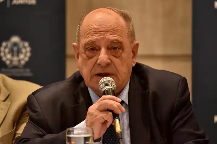 Polémicas declaraciones de Arroyo sobre los maestros: “Los docentes siempre perdimos”