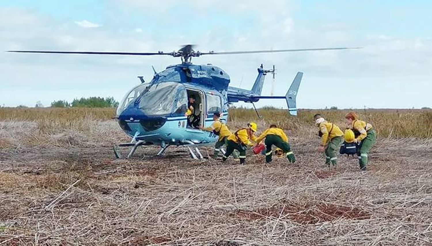 Brigadistas combatieron nuevos incendios en  islas de Victoria