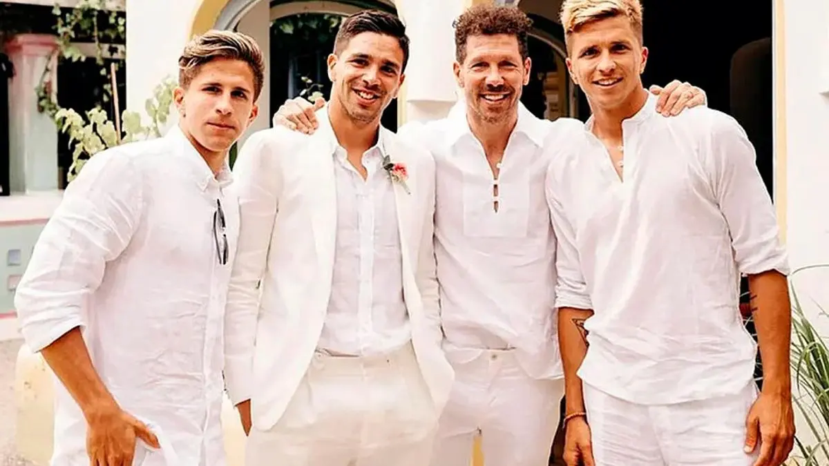 De izquierda a derecha, Giuliano, Giovani, Diego y Gianluca.