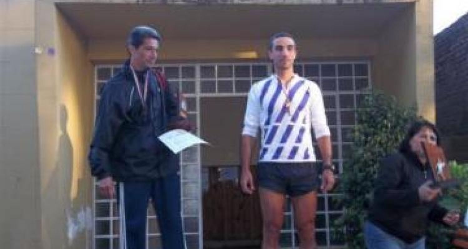 Eduardo Redondo se quedó con los 100 kilómetros en Tala