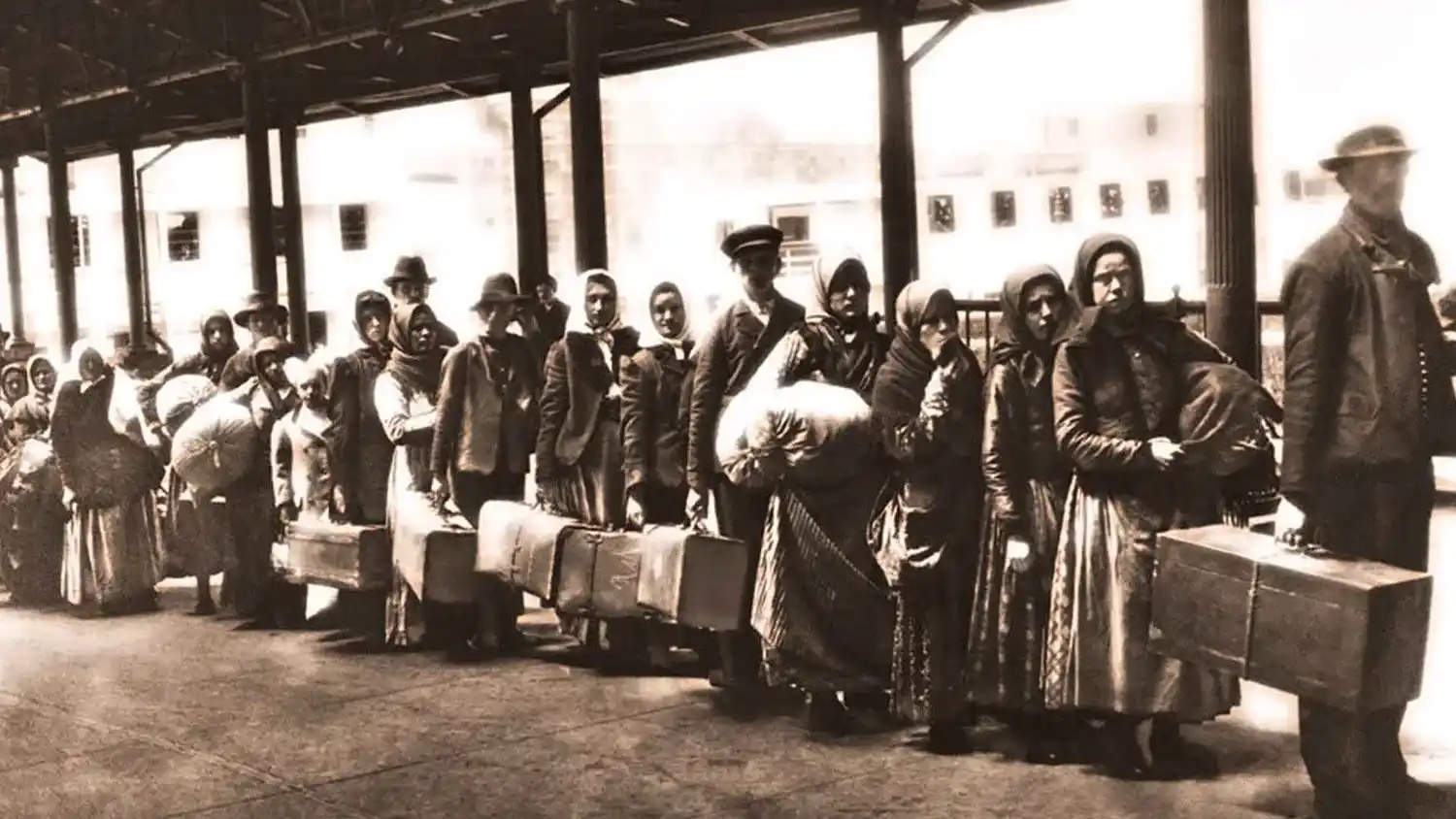 “Argentina es uno de los países más abiertos del mundo”: la mirada de Eduardo Lazzari sobre la inmigración