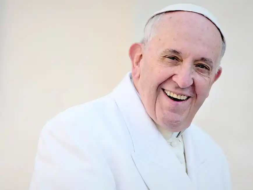 “Francisco no volvió, pero vino”: los obispos argentinos despidieron al Papa