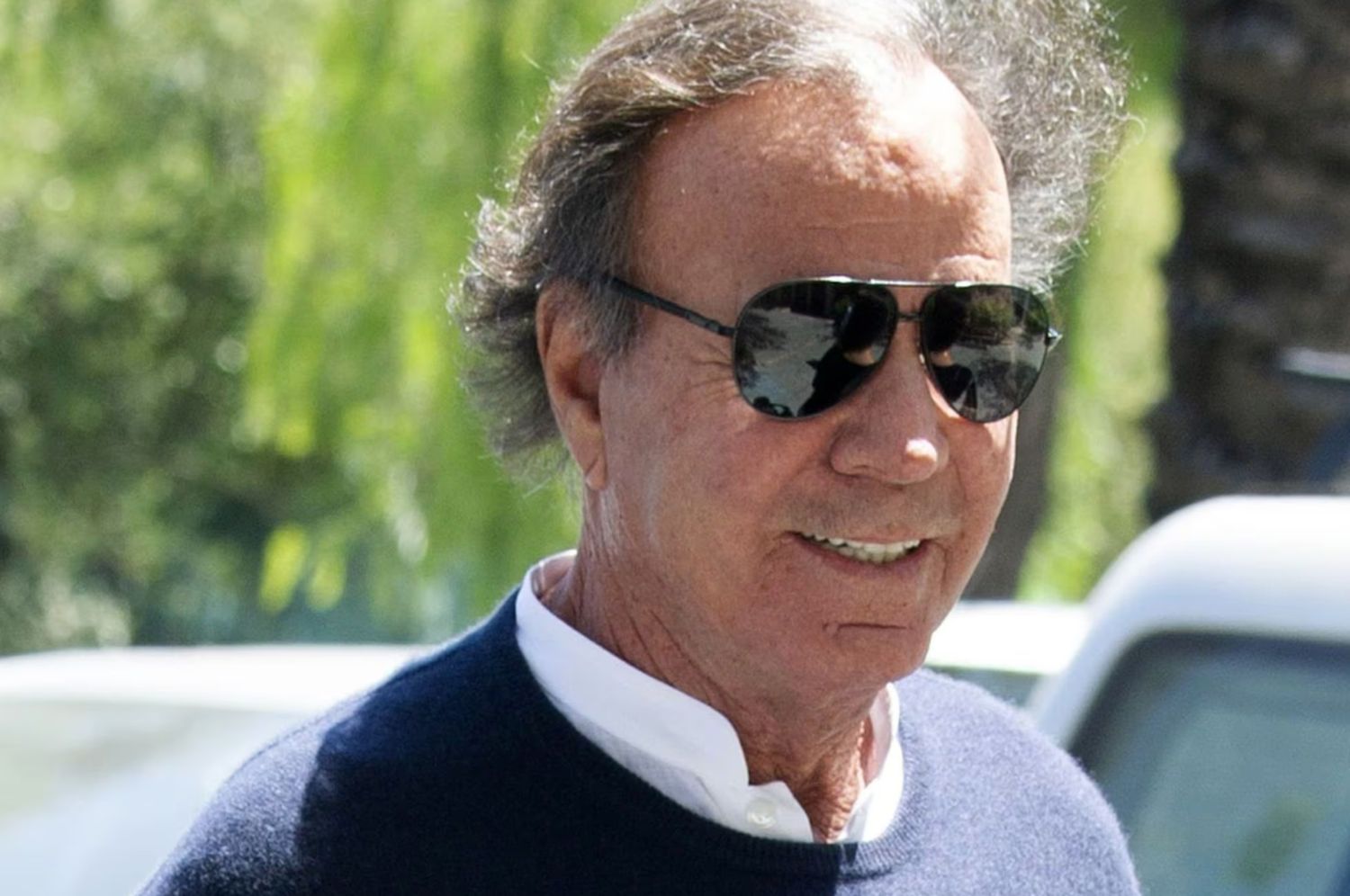 Detuvieron a Julio Iglesias en el aeropuerto de Punta Cana: el increíble motivo