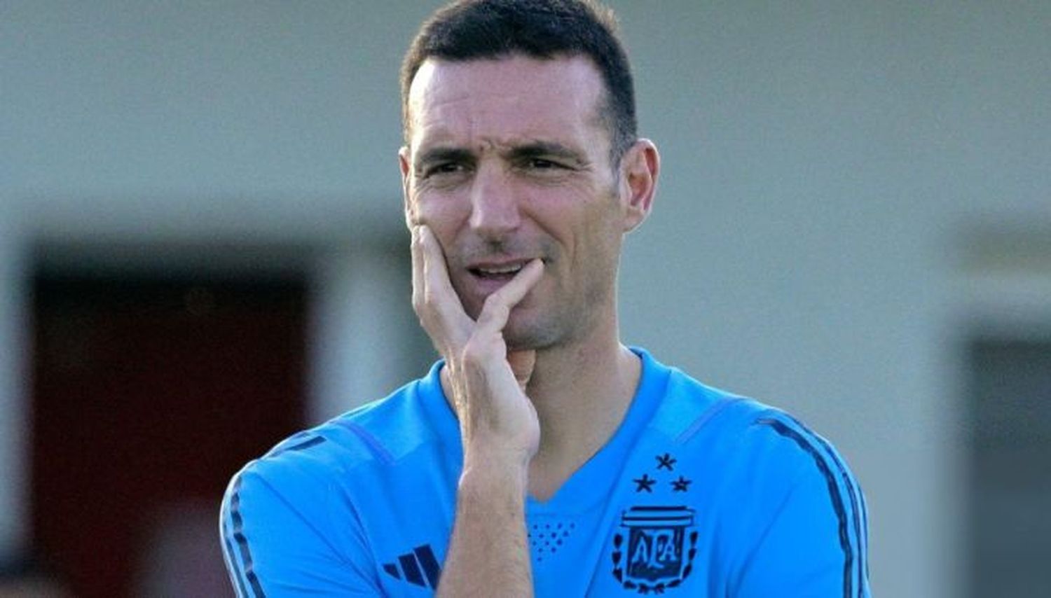 Scaloni cita por primera vez al "Colo" Barco en una lista que sostiene la mirada a futuro