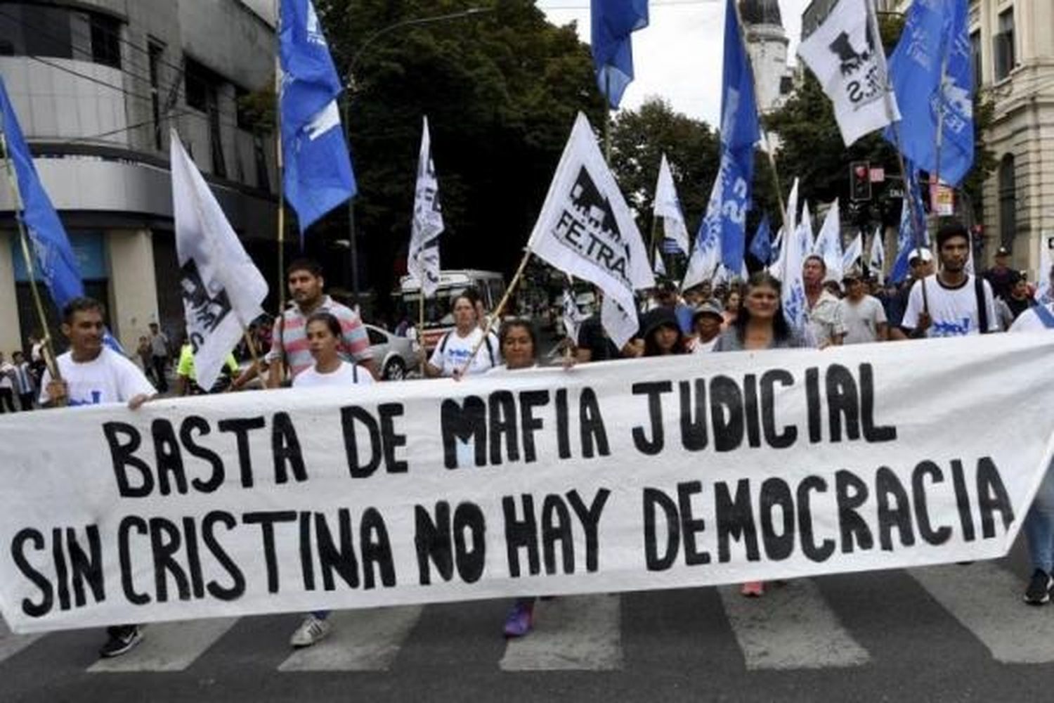 Marcha contra la Corte Suprema en defensa de Cristina: Kicillof será el principal orador