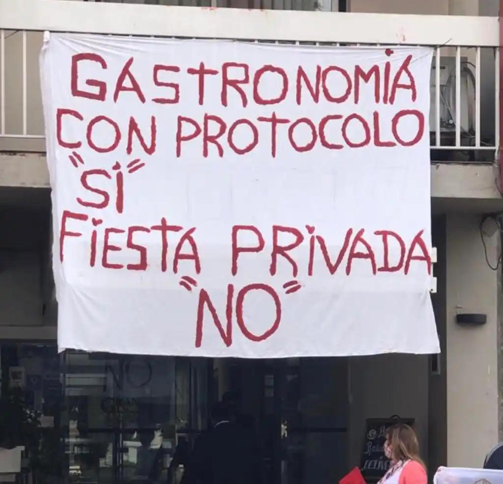 "Necesitamos seguir trabajando, no podemos sostenernos más"                               