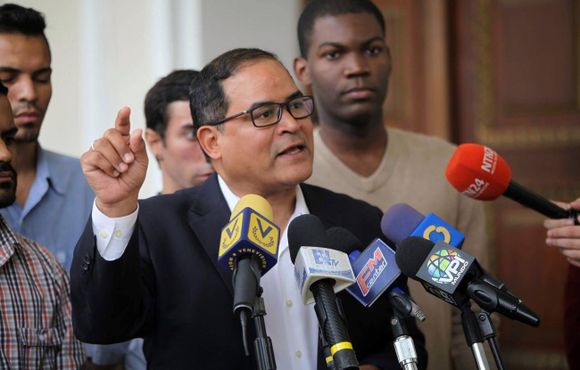 Diputado Valero denuncia  red de extorsión contra  migrantes venezolanos que intentan regresar al país
