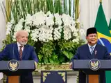 Luiz Inácio Lula da Silva junto al presidente indonesio.