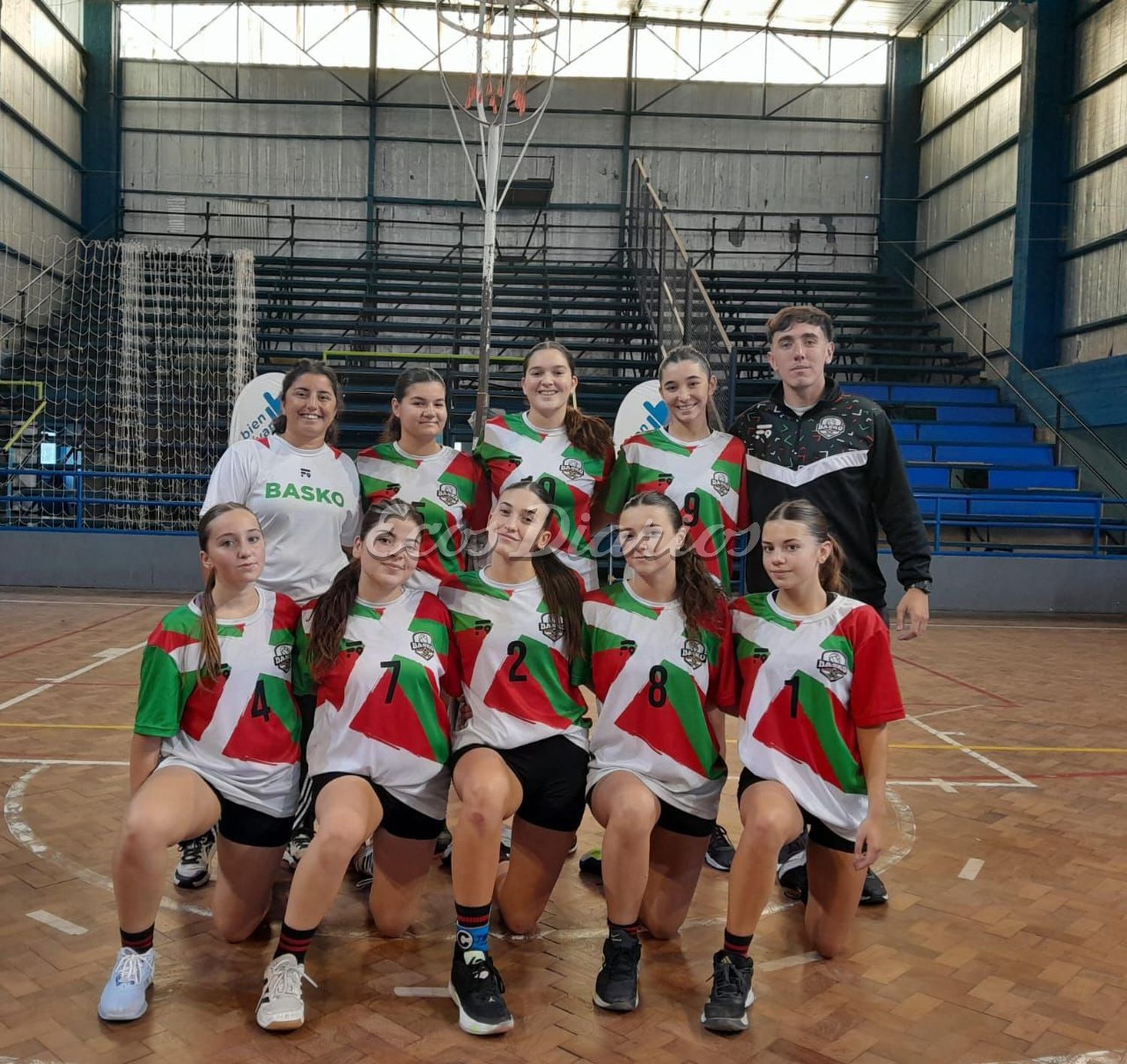 Equipo. La Sub-17 de Cestoball Necochea que jugará la Liga Nacional