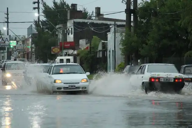 Las lluvias y tormentas continuarán durante todo el fin de semana