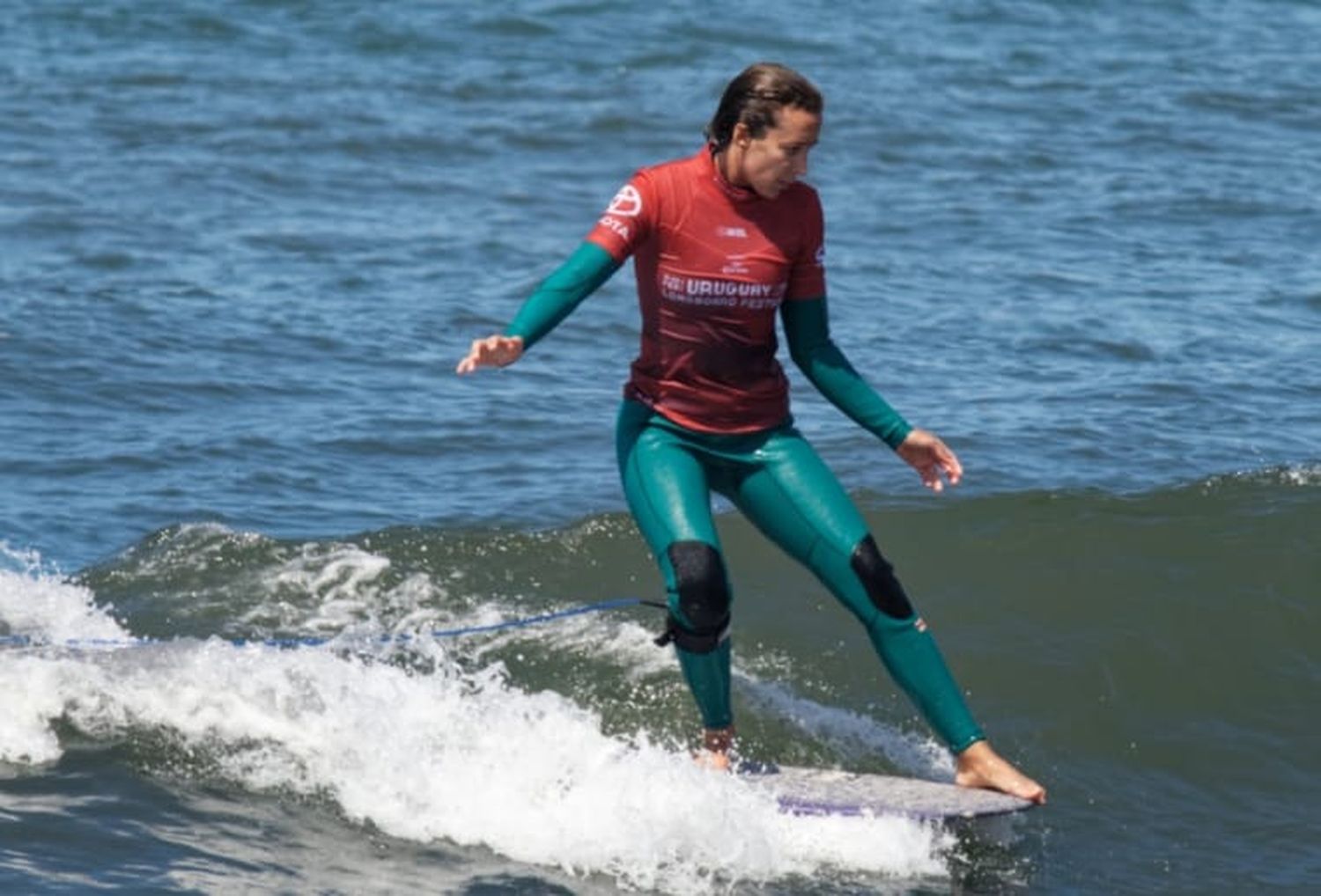 Evelyn Gontier en el Uruguay Longboard Festival