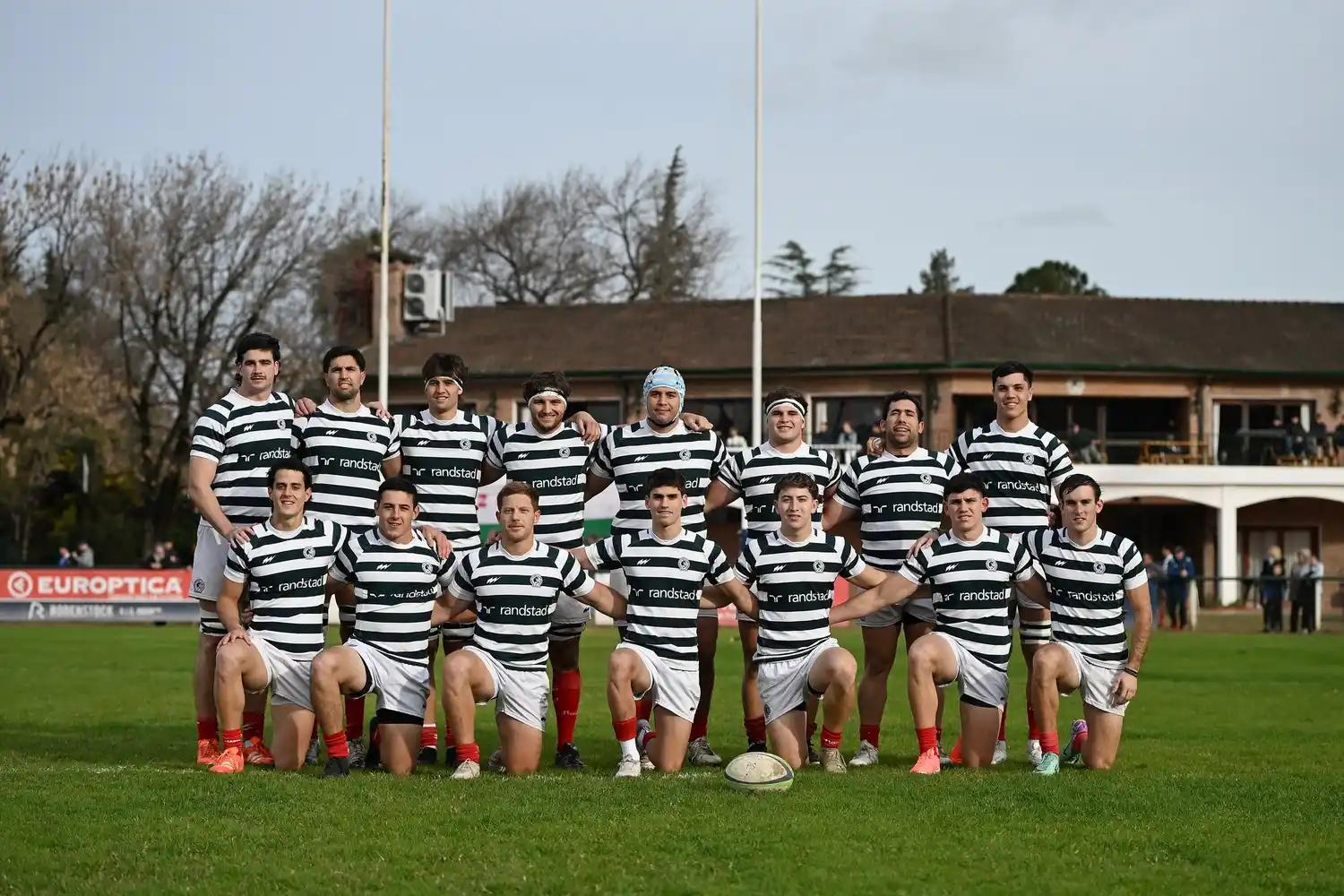 El campeón pisó el acelerador en el segundo tiempo y se quedó con una goleada a favor para seguir en lo más alto. Foto: archivo.