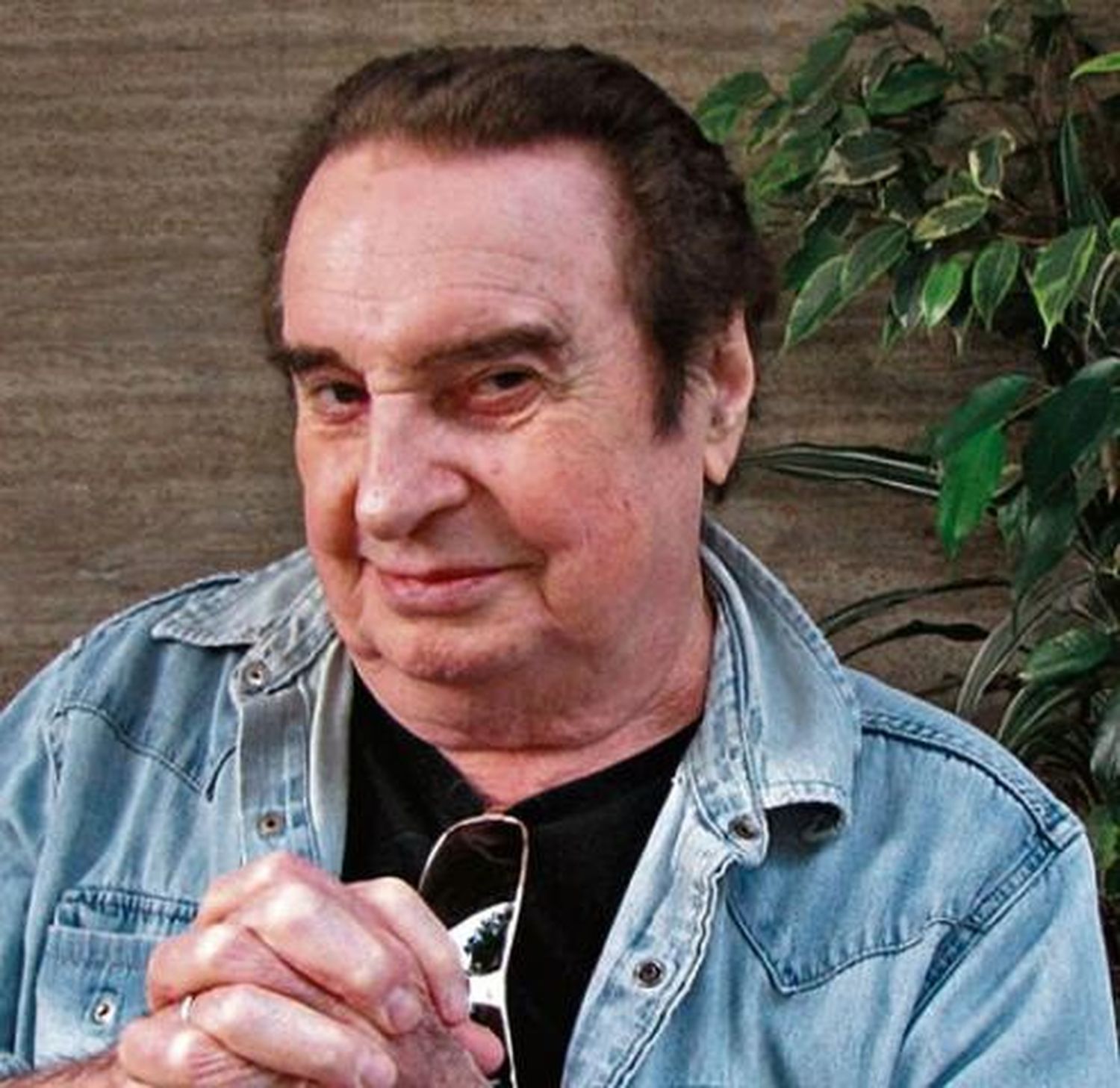 Santiago Bal, de estar contra las cuerdas al teatro