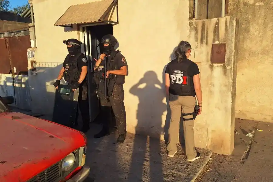 El allanamiento se realizó en un domicilio de calle 17.