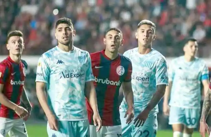 Insaurralde y Medina
volvieron a tener minutos