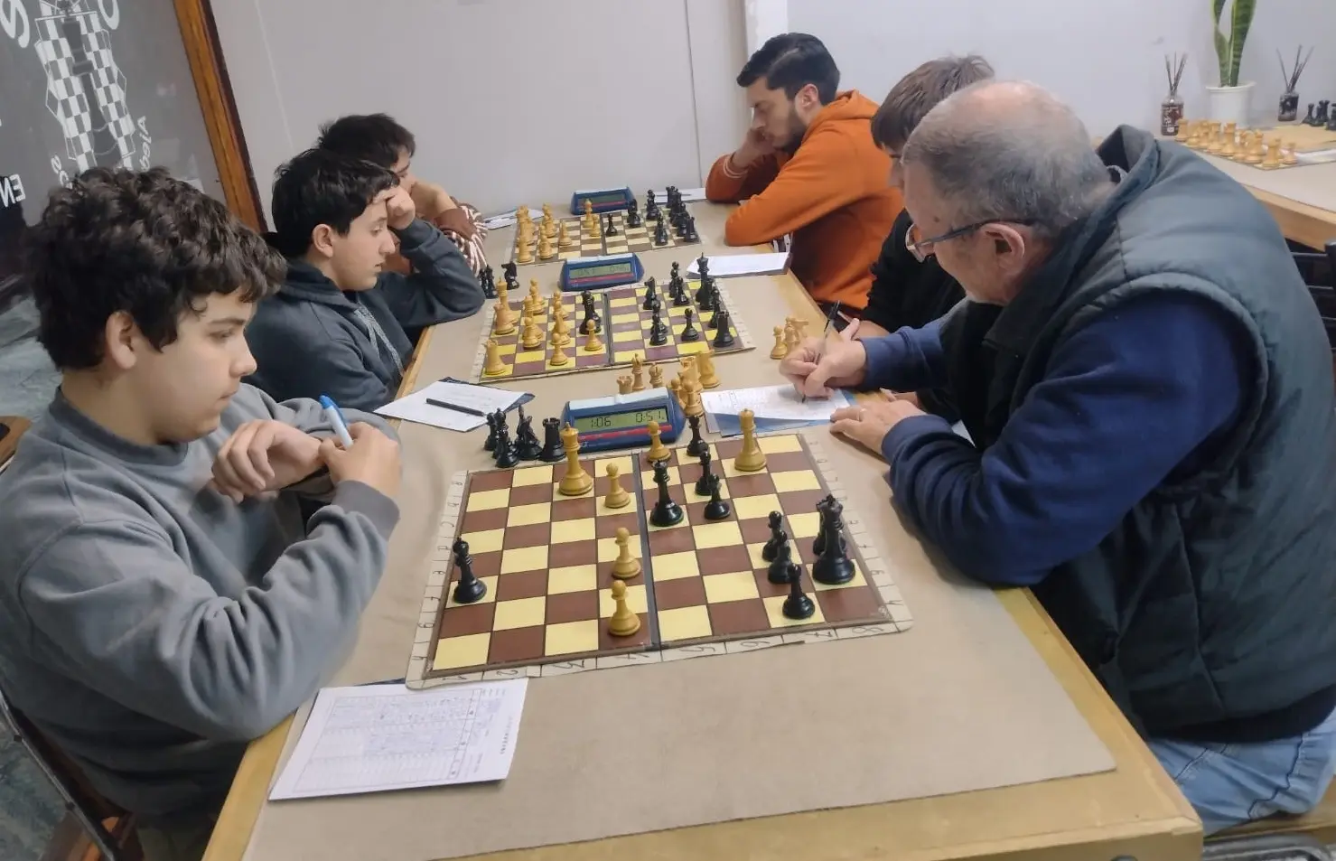 Ajedrez: Beltracchi volvió a ganar y hoy se va la tercera