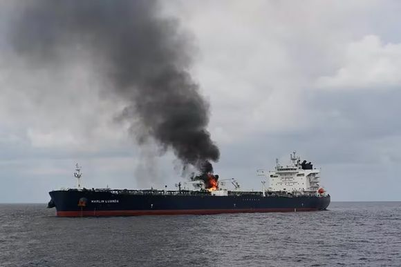 Un nuevo ataque contra un buque de EEUU  se registró frente a las costas de Yemen